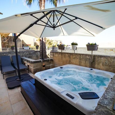 Harbour Views Duplex Maisonette With Jacuzzi Hot Tub Mgarr Buitenkant foto