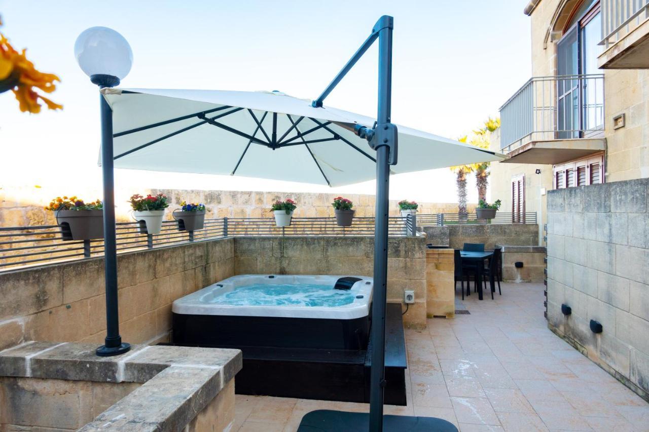 Harbour Views Duplex Maisonette With Jacuzzi Hot Tub Mgarr Buitenkant foto